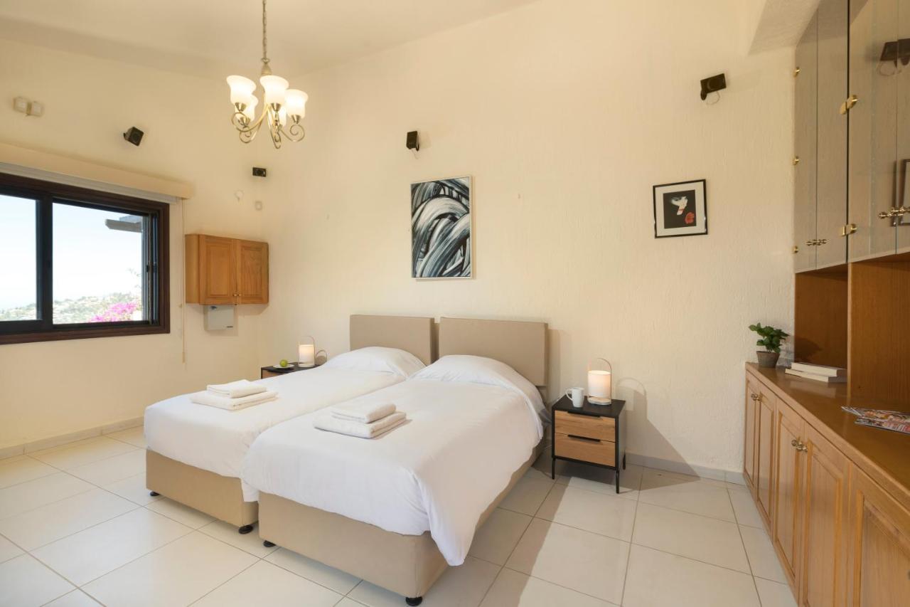 Resitour - Kamares Village Paphos ภายนอก รูปภาพ