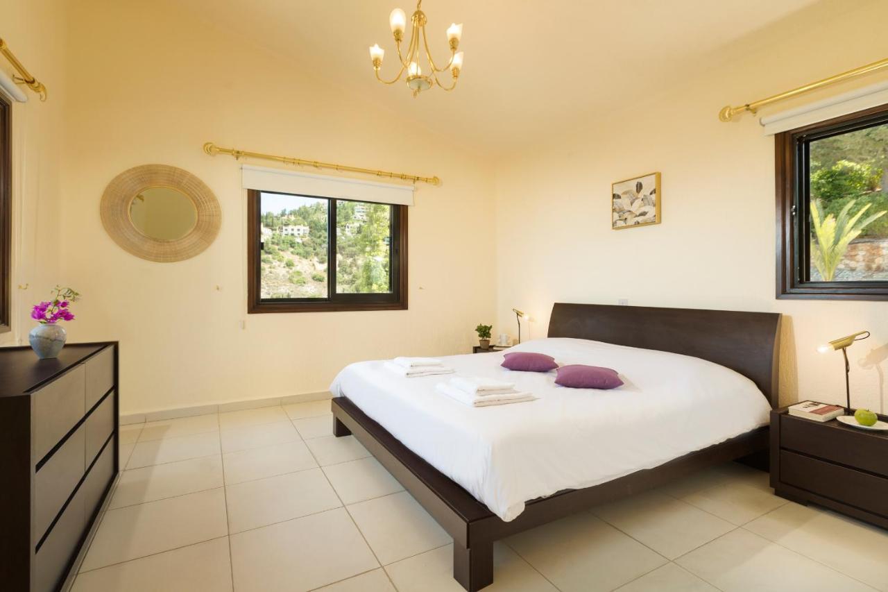 Resitour - Kamares Village Paphos ภายนอก รูปภาพ